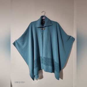 SHANNIE GIRL Teal Women's Poncho with Patterned Hem. Size
